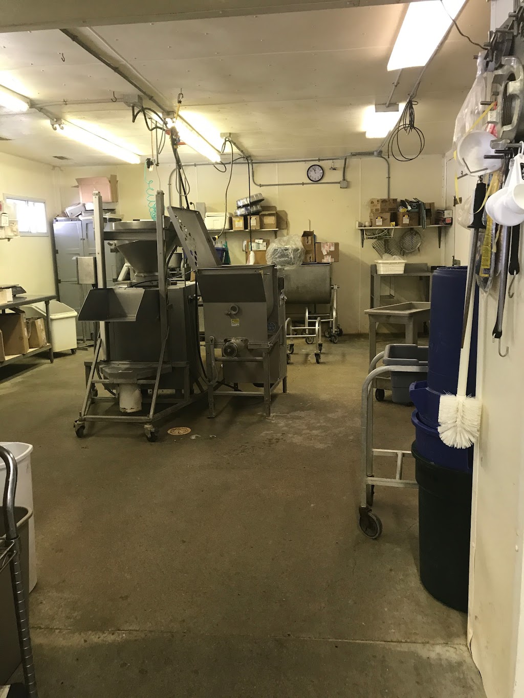 Pelicans Meat Processing | 208 Main St, Johnson, NE 68378, USA | Phone: (402) 868-4105