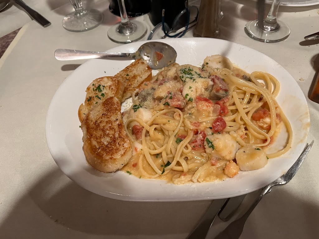 Francescos | 2238 PA-51, Jefferson Hills, PA 15025, USA | Phone: (412) 384-9588