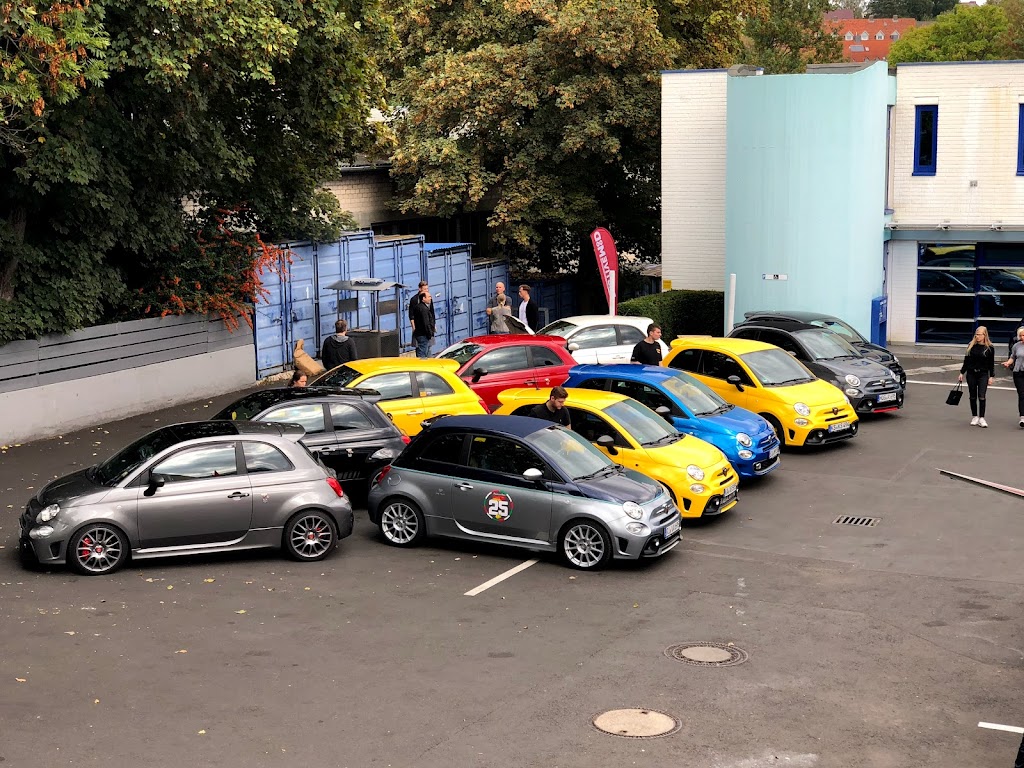 Autohaus Cöster GmbH | Holländische Str. 100, 34127 Kassel, Germany | Phone: 0561 9832540