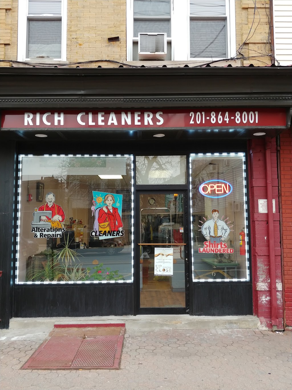 Cleaning Concepts Dry Cleaners | 3708 Park Ave, Weehawken, NJ 07086 | Phone: (201) 773-8677