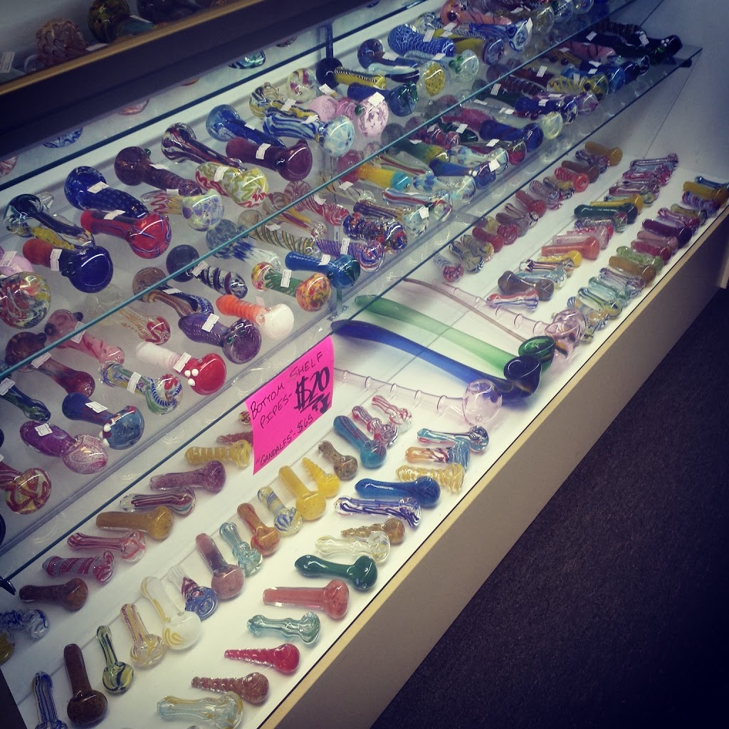 Wizards Pipes and Glass | 1505 Galvin Rd S, Bellevue, NE 68005, USA | Phone: (402) 506-5238