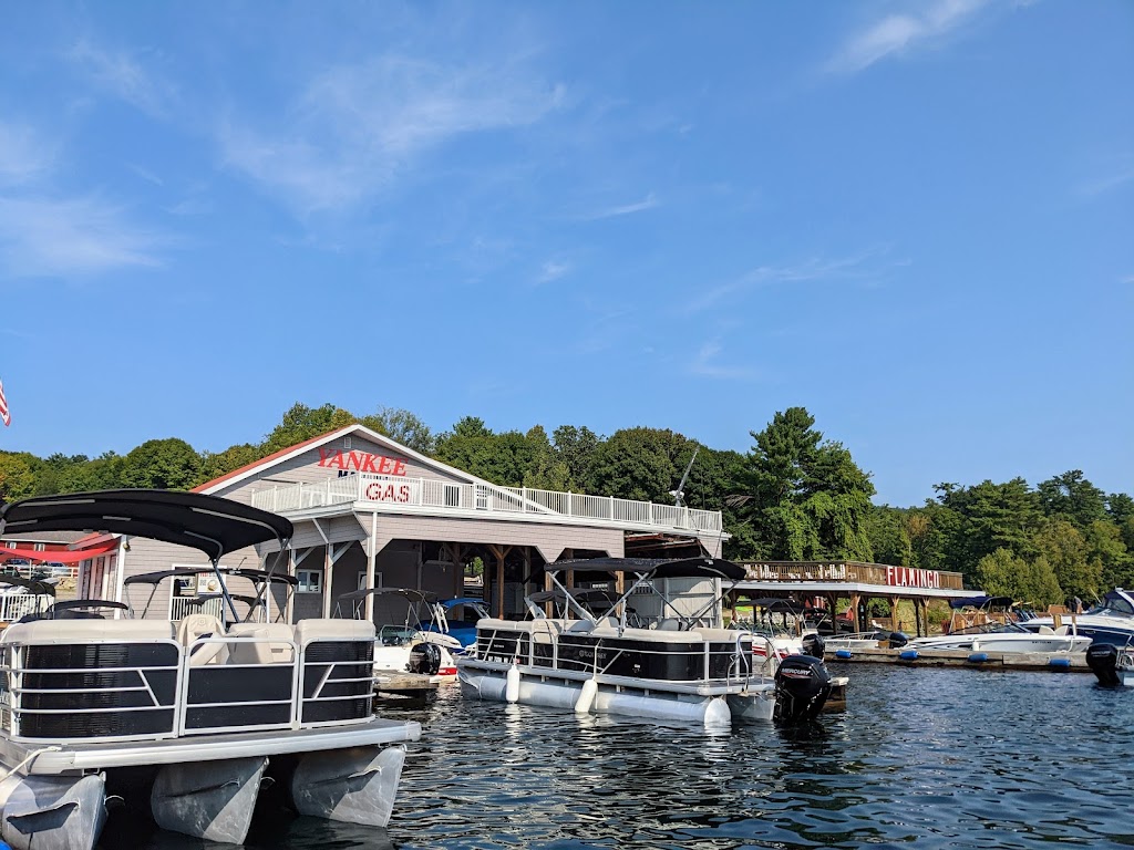 Yankee Marina and Boat Rentals | 3910 Lake Shore Dr, Diamond Point, NY 12824, USA | Phone: (518) 668-5696