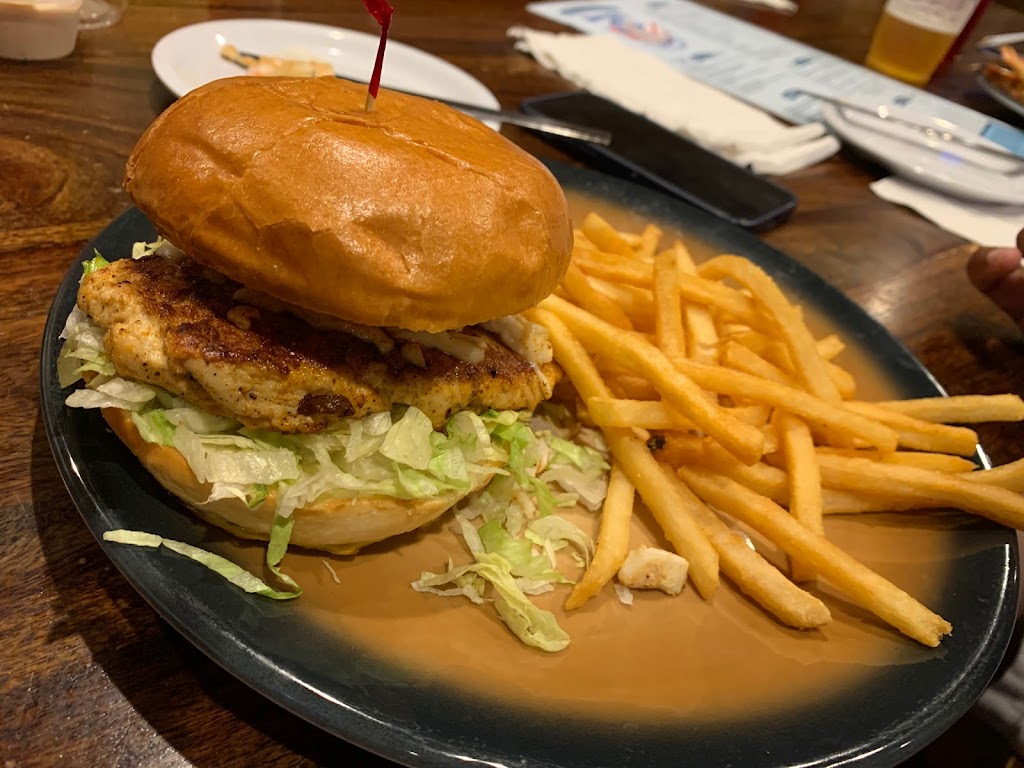 Uncle Ikes Sandbar & Grill | 1159 Austin Street #111AB, Corolla, NC 27927, USA | Phone: (252) 597-1606