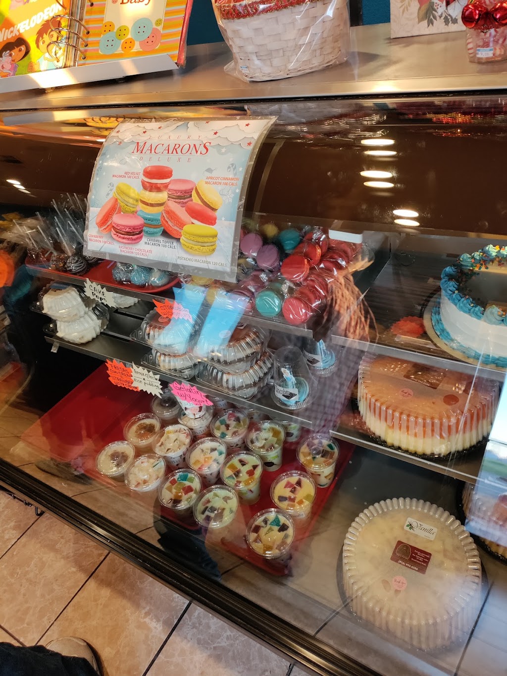 I & C Bakery | 6814 Rio Linda Blvd, Rio Linda, CA 95673, USA | Phone: (916) 992-6586