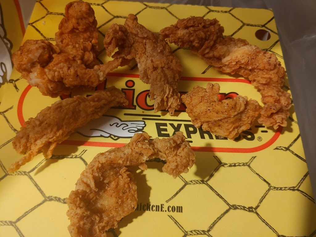 Chicken Express | 5350 River Oaks Blvd, River Oaks, TX 76114, USA | Phone: (817) 732-8911