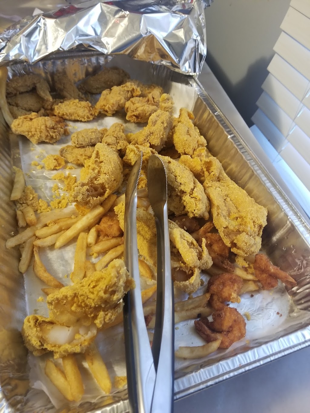 nu wayz fish & chicken | 35689 Van Born Rd, Romulus, MI 48174, USA | Phone: (734) 895-6393