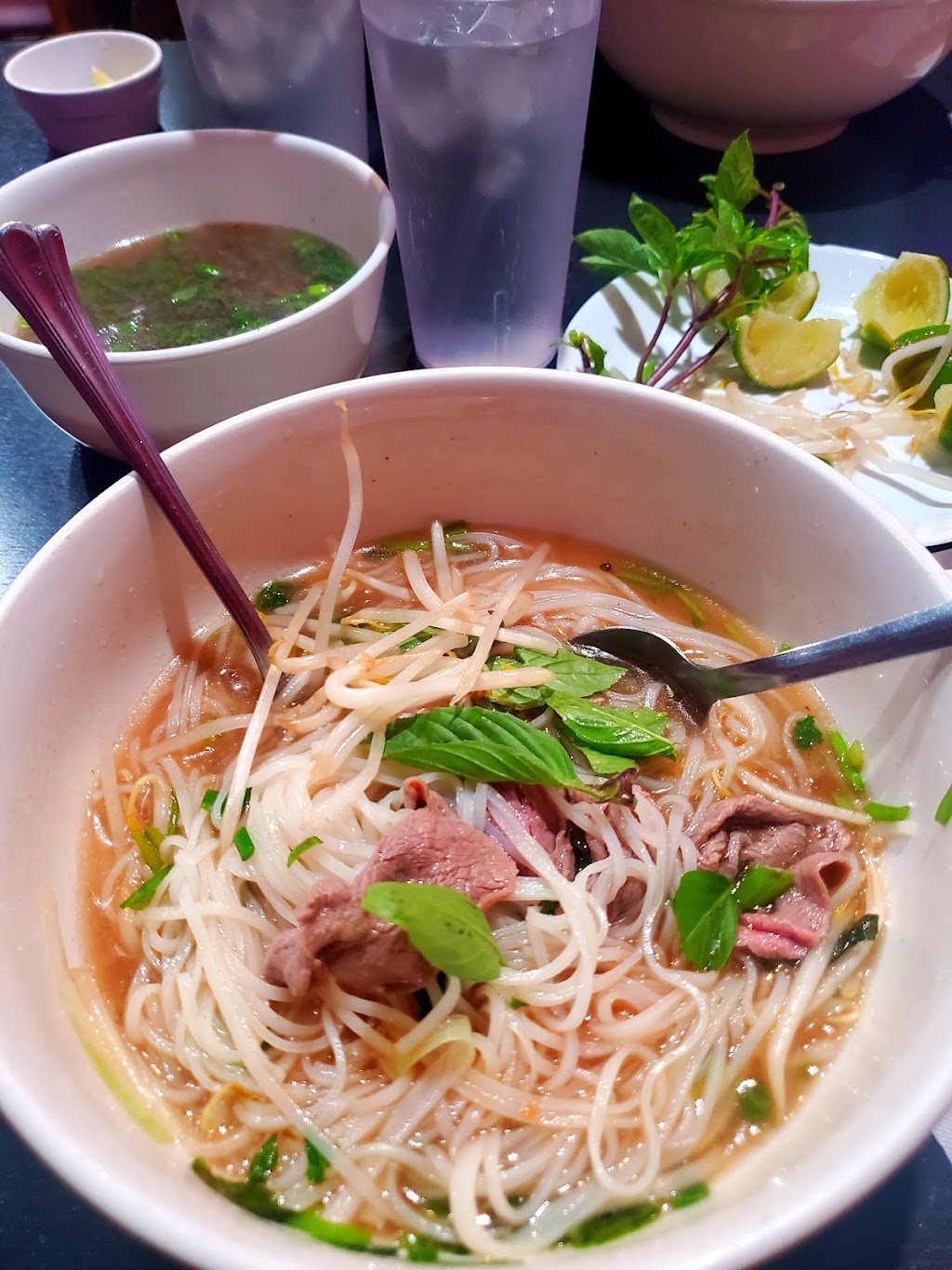 Pho Kingdom Anaheim(Noodle Soup) | 1150 N Harbor Blvd #160, Anaheim, CA 92801, USA | Phone: (714) 603-7827