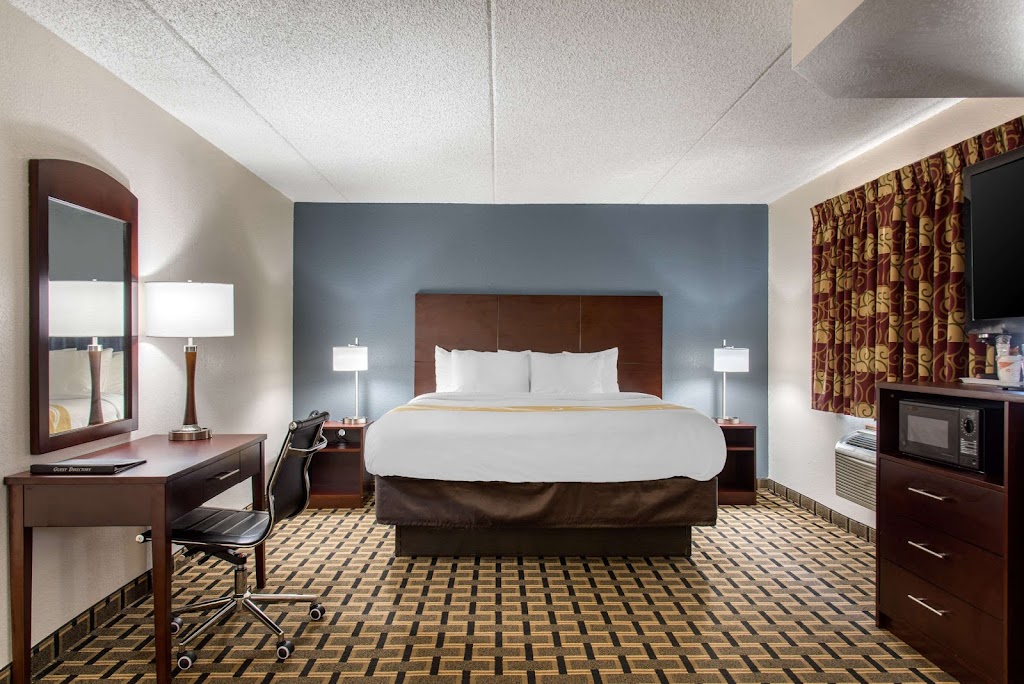 Quality Inn & Suites | 1200 1st St NE East, New Prague, MN 56071, USA | Phone: (952) 758-7300