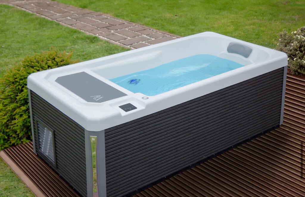 Beyond Hot Tubs | 635 Pulaski Rd, Greenlawn, NY 11740, USA | Phone: (631) 629-3624