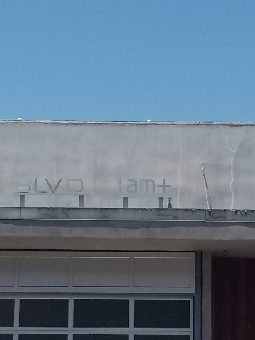 i.am+ | 809 N Cahuenga Blvd, Los Angeles, CA 90038, USA | Phone: (323) 210-3852