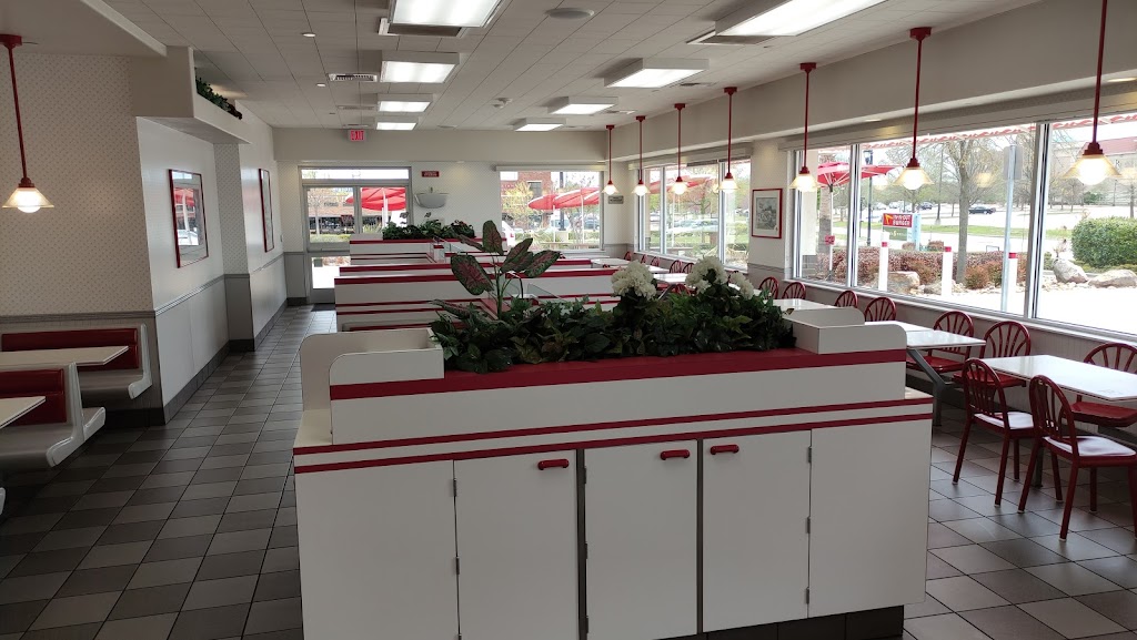 In-N-Out Burger | 150 Town Center Blvd, Garland, TX 75040 | Phone: (800) 786-1000