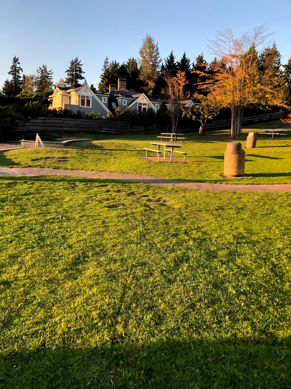 Medina Beach Park | 501 Evergreen Point Rd, Medina, WA 98039, USA | Phone: (425) 233-6400