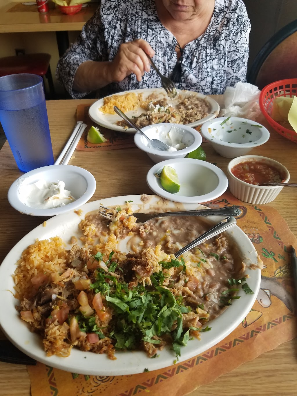 La Paz # 2 Mexican Restaurant | 1095 Aviation Blvd, Hermosa Beach, CA 90254, USA | Phone: (310) 372-7502