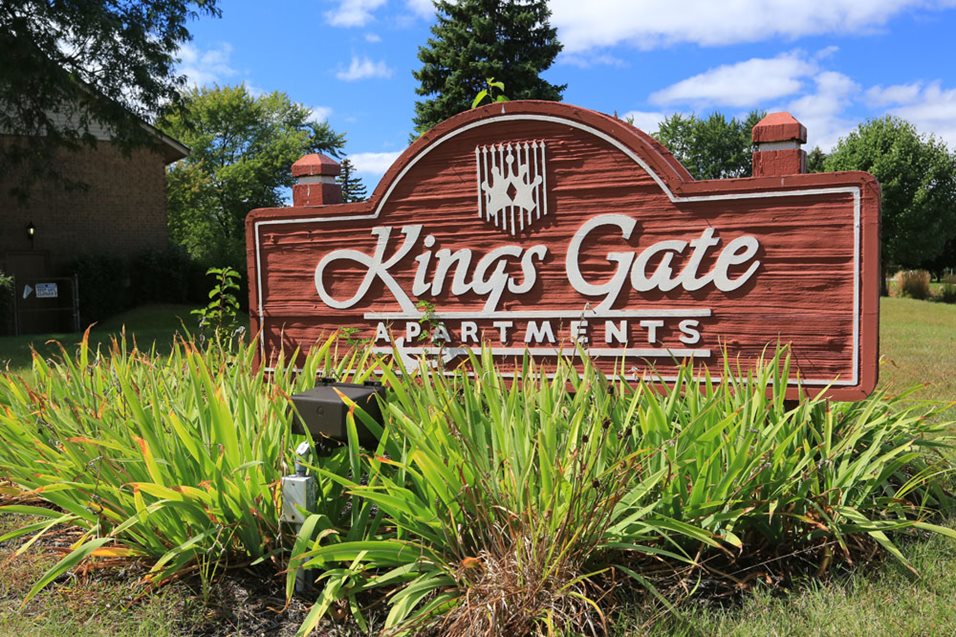 Kings Gate Apartments | 44090 Kings Gate Dr, Sterling Heights, MI 48314, USA | Phone: (586) 731-0200