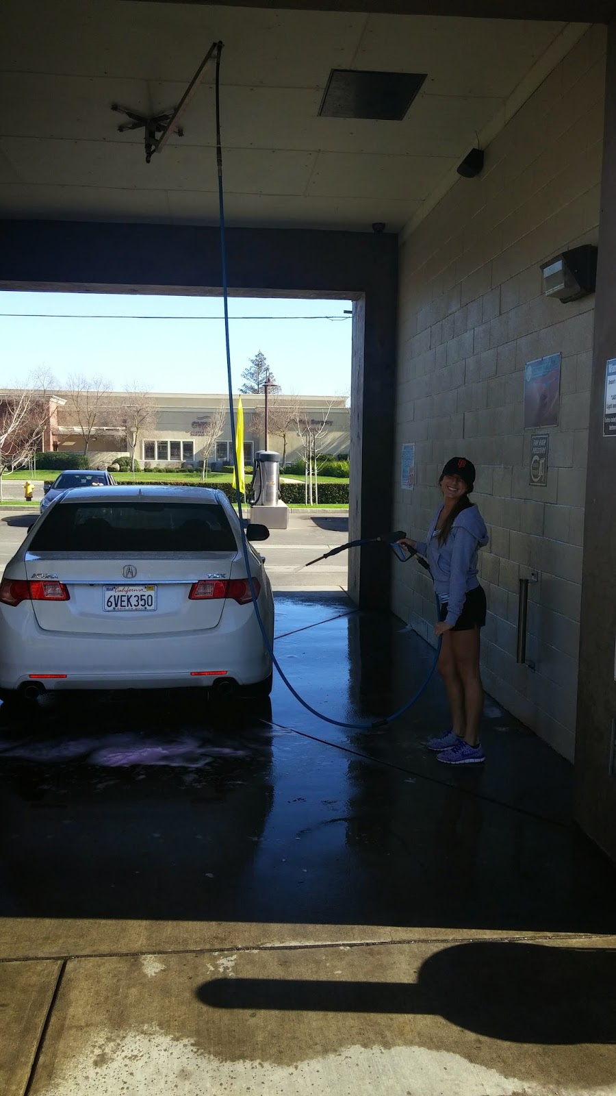 Sparkles Auto & Pet Wash | 3941 Coffee Rd, Modesto, CA 95355, USA | Phone: (209) 524-9111