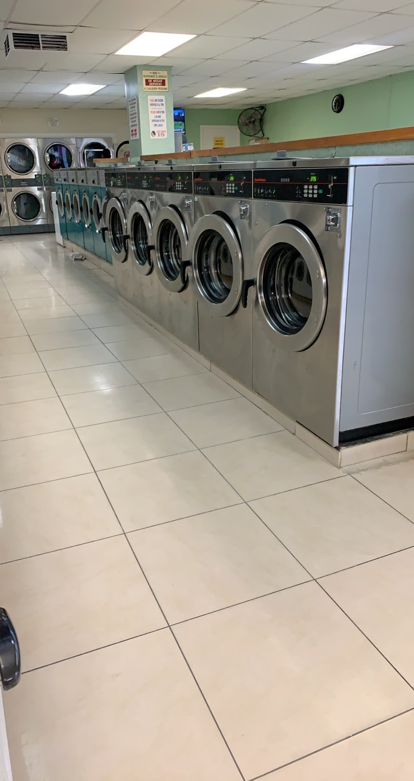 Cj Laundromat | 2812 W Ball Rd, Anaheim, CA 92804, USA | Phone: (714) 827-2797