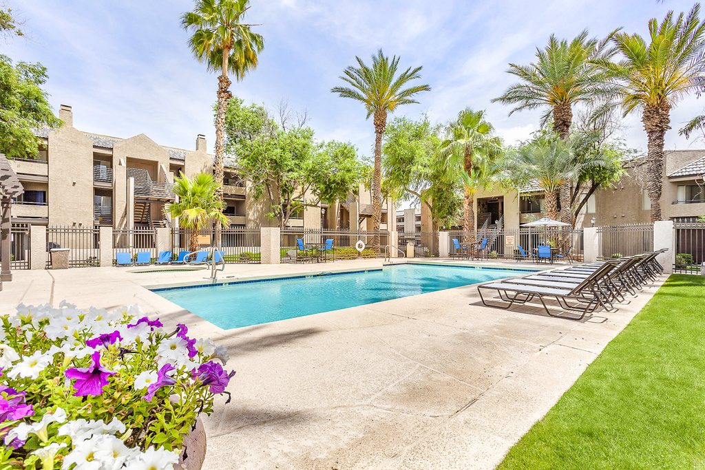 Meadow Glen Apartments | 4201 W Union Hills Dr, Glendale, AZ 85308, USA | Phone: (602) 362-8235