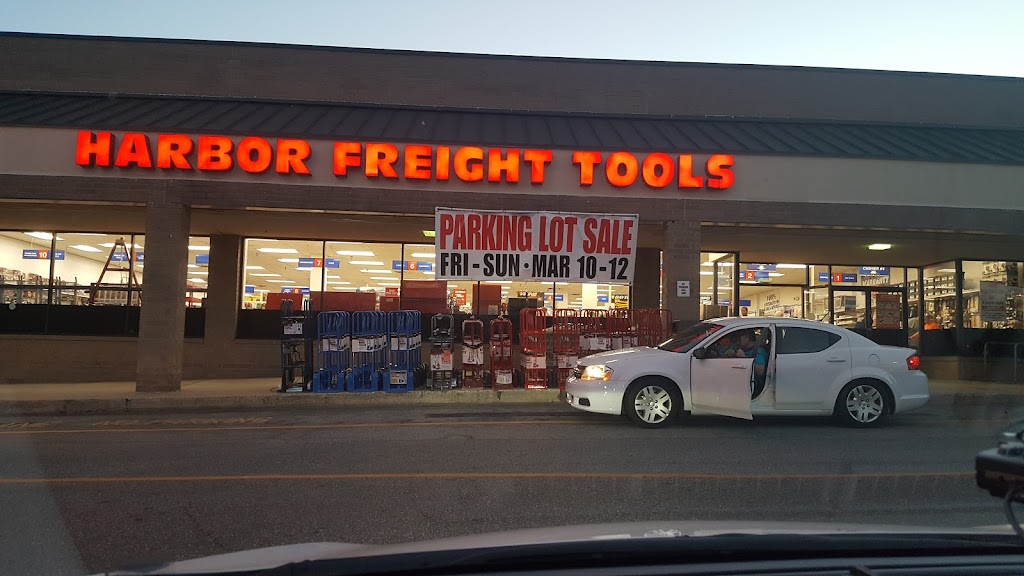 Harbor Freight Tools | 3709 Farmington Dr, Greensboro, NC 27407 | Phone: (336) 834-0328