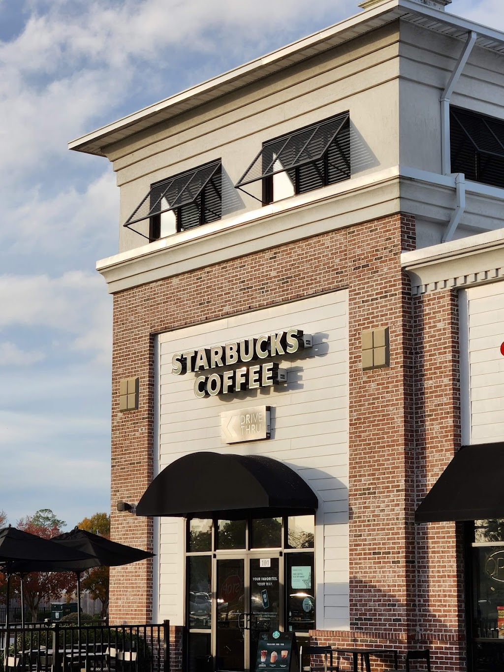 Starbucks | 940 Cedar Road, Country Club Shops, Chesapeake, VA 23322, USA | Phone: (757) 609-3054