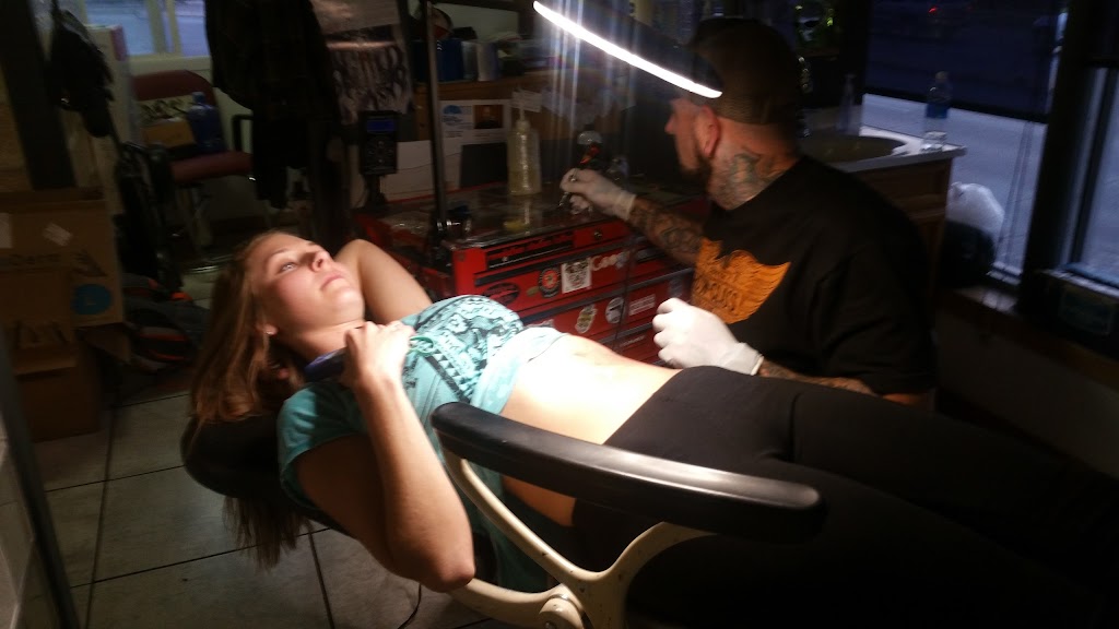 Ink Machine Tattoo & Piercing | 2326 N 48th St, Lincoln, NE 68504, USA | Phone: (402) 466-5003