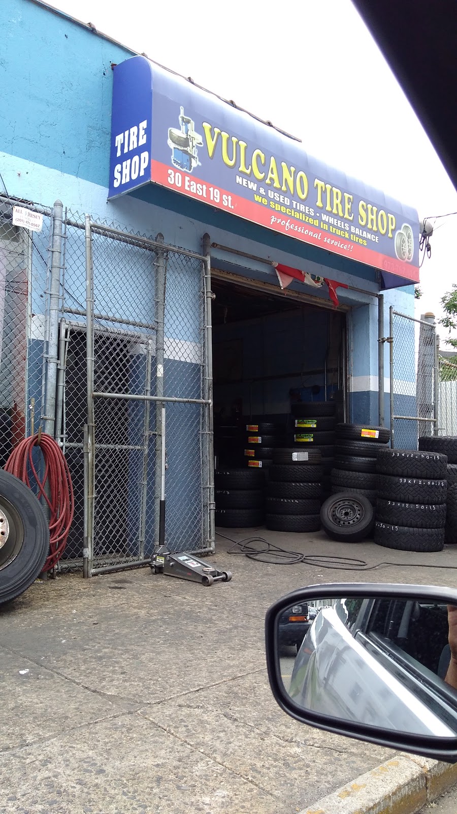 El Vulcano Tire Shop | 30 E 19th St, Paterson, NJ 07524, USA | Phone: (973) 767-6141