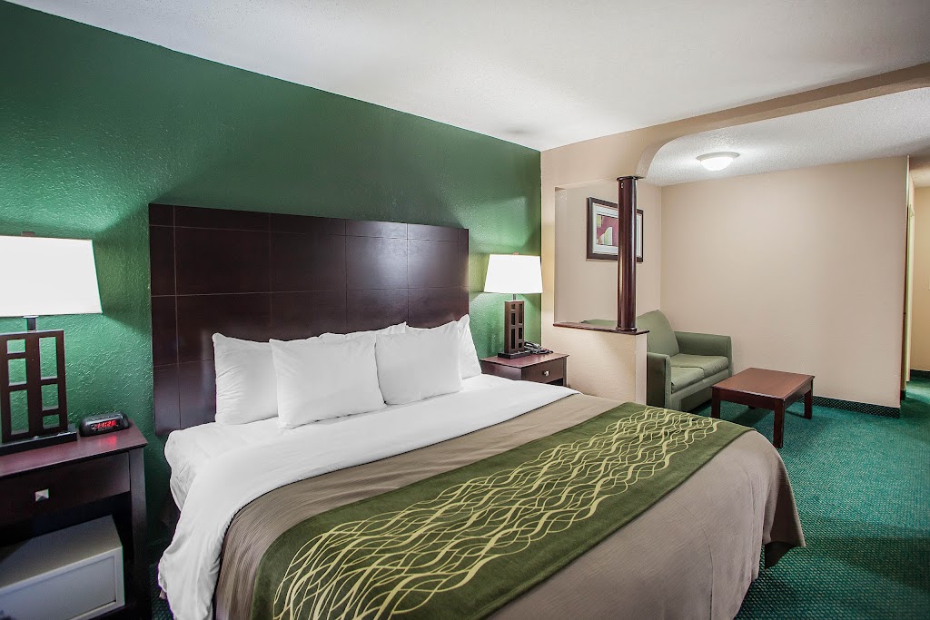 Quality Inn & Suites Arnold - St Louis | 3610 W Outer Rd, Arnold, MO 63010, USA | Phone: (636) 296-3000