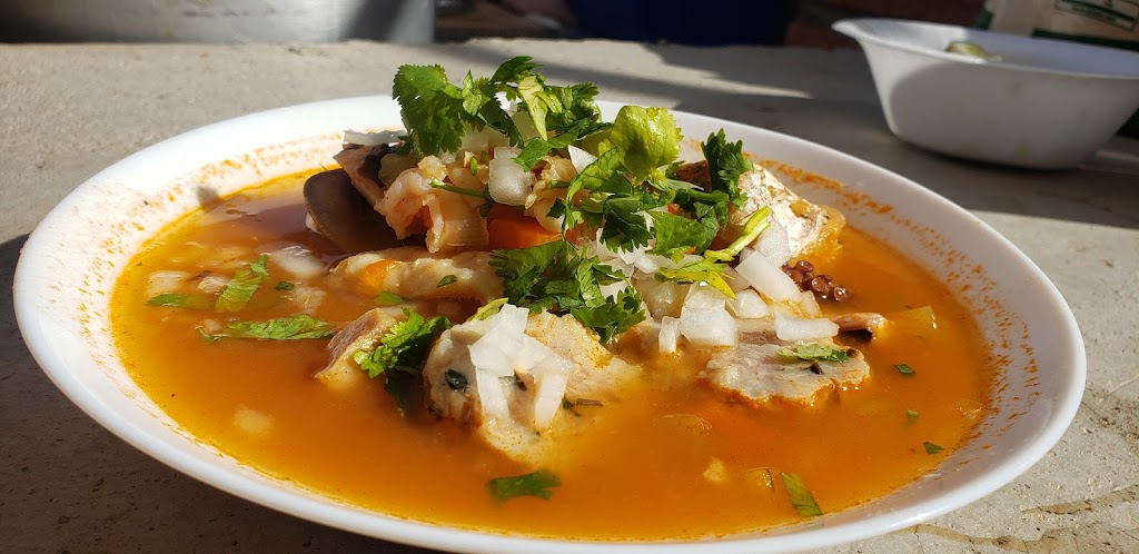 Marena Seafood & Grill | Km 74.5 carretera escenica Tij- Ens, 22765 B.C., Mexico | Phone: 664 255 6624