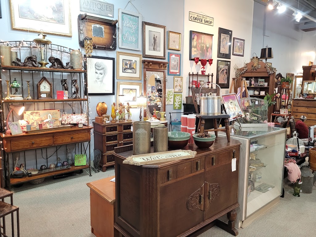 The Antique Experience | 5800 Interstate 35 #307, 5800 N Interstate 35, Denton, TX 76207, USA | Phone: (940) 565-0688