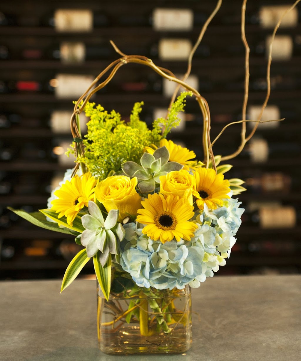 Griffins Floral Design | 378 S Main St, Pataskala, OH 43062, USA | Phone: (740) 927-6088