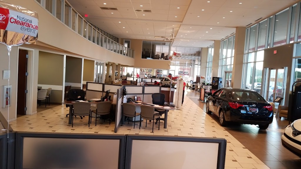 Cox Toyota | 3860 Danbrook Rd, Burlington, NC 27215, USA | Phone: (336) 226-6361