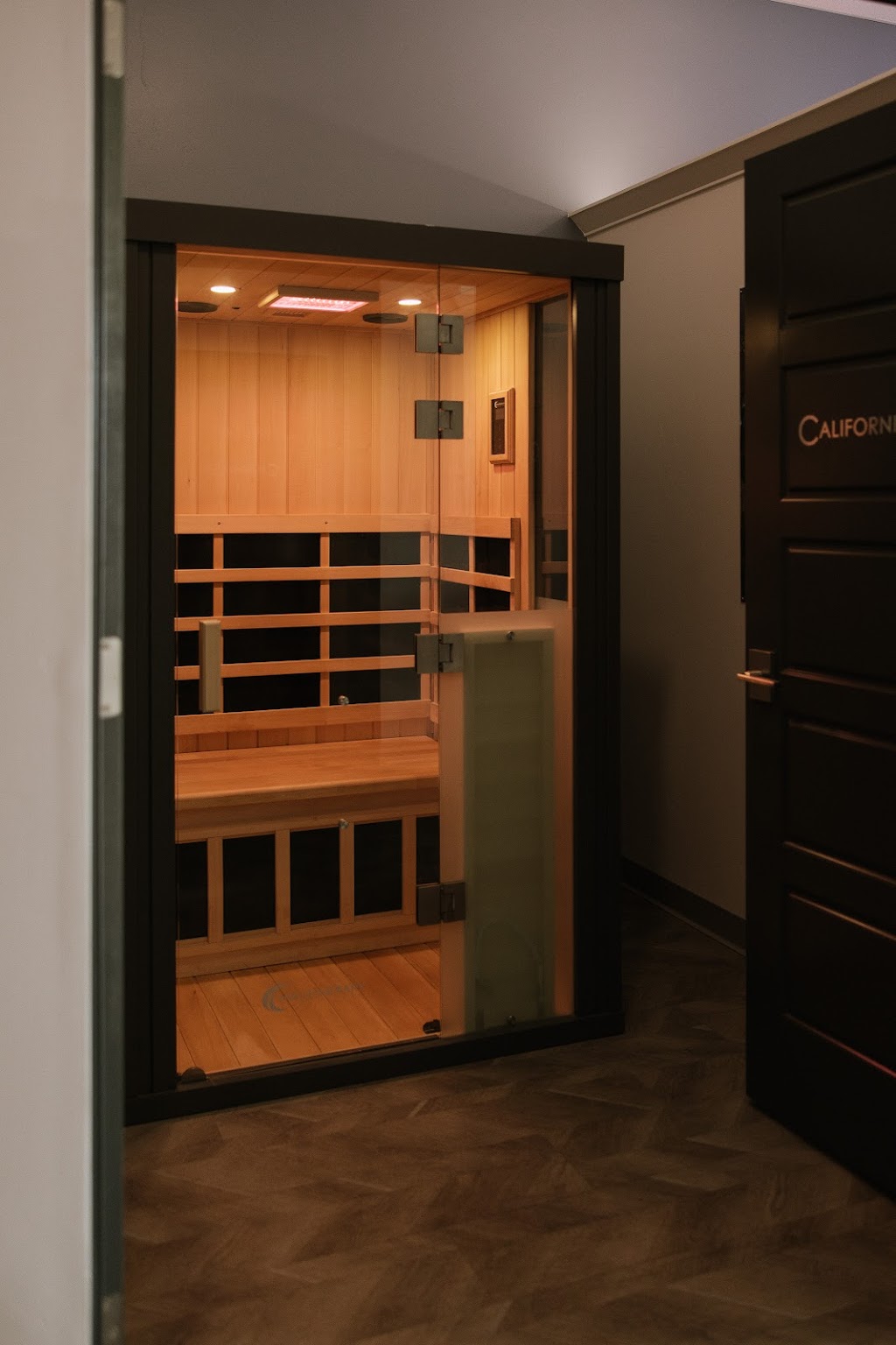 California Sun Wellness Spa | 2340 Sunrise Blvd #17, Gold River, CA 95670, USA | Phone: (916) 789-1034