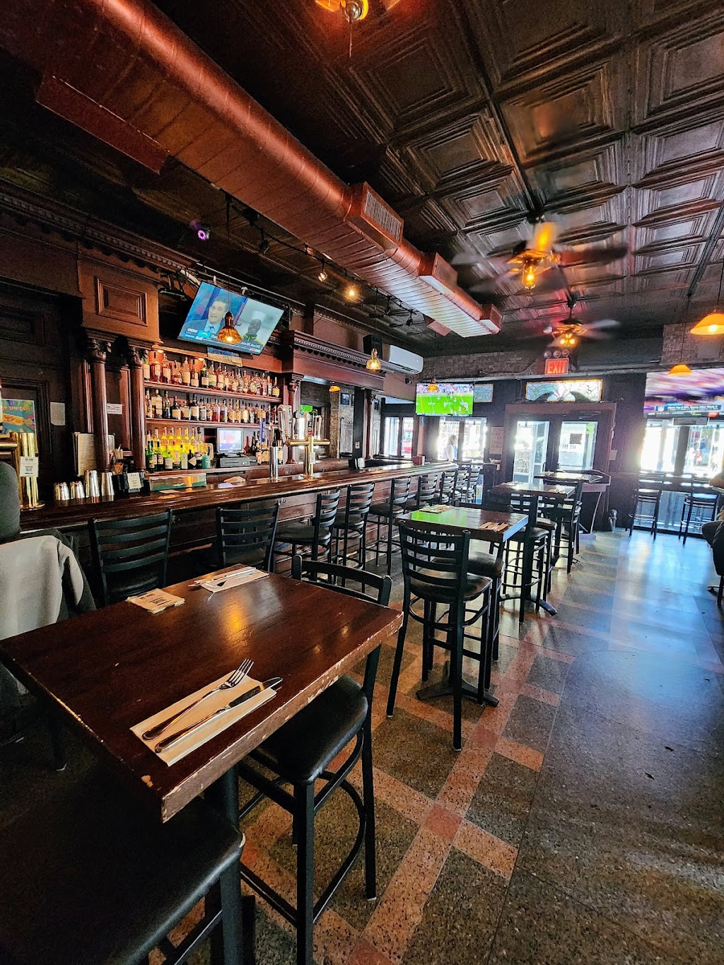 Amsterdam Ale House | 340 Amsterdam Ave, New York, NY 10024, USA | Phone: (718) 883-0824