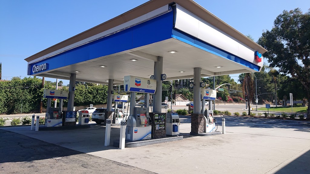 DB Chevron | 21324 Pathfinder Rd, Diamond Bar, CA 91765, USA | Phone: (909) 861-7112