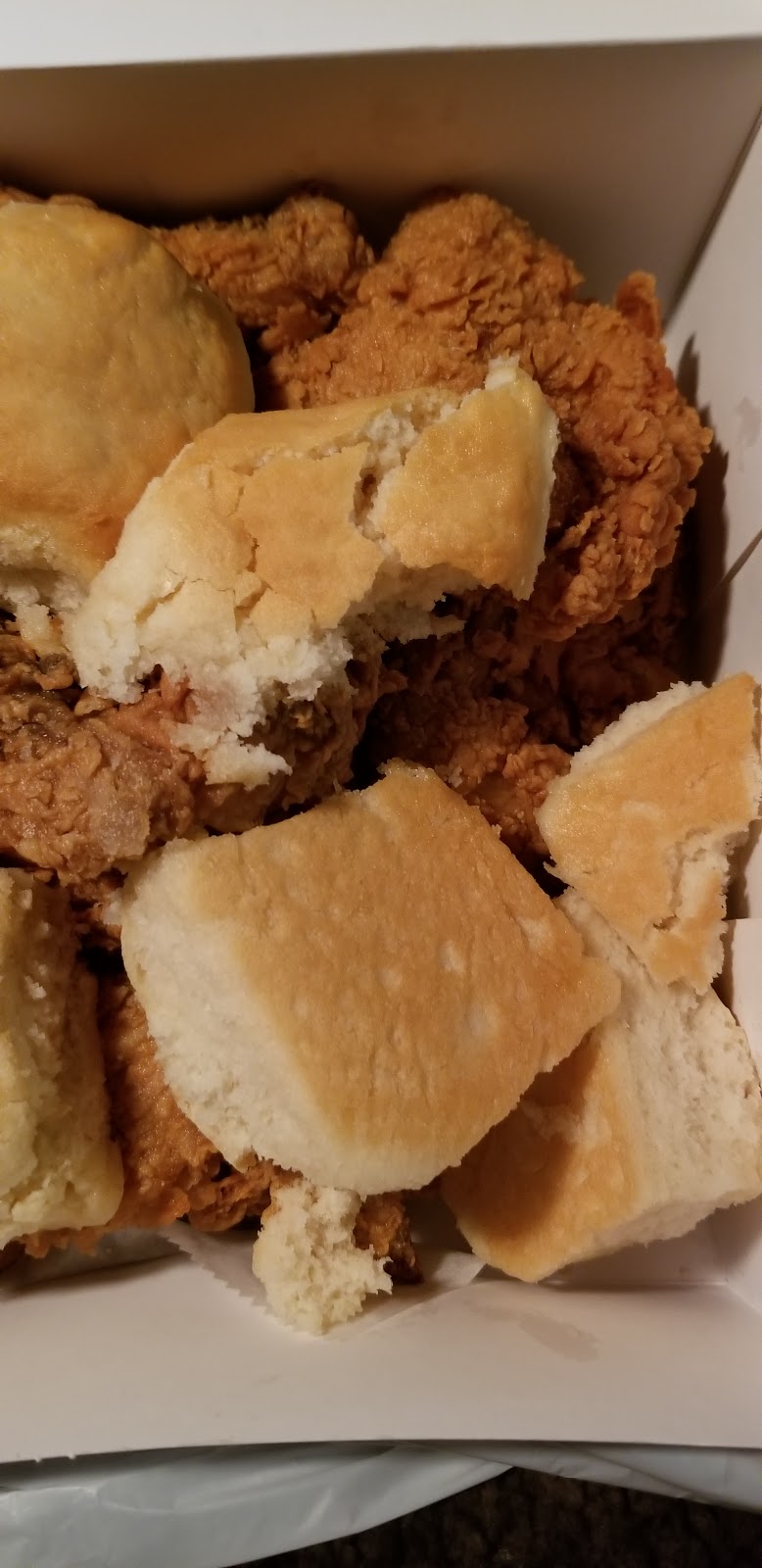 Gills Fried Chicken | 2550 Hunter Rd, San Marcos, TX 78666, USA | Phone: (512) 353-3113