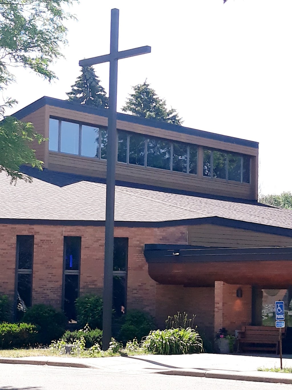 Christ the King Lutheran Church | 1660 Birch Lake Ave, White Bear Lake, MN 55110, USA | Phone: (651) 429-4828