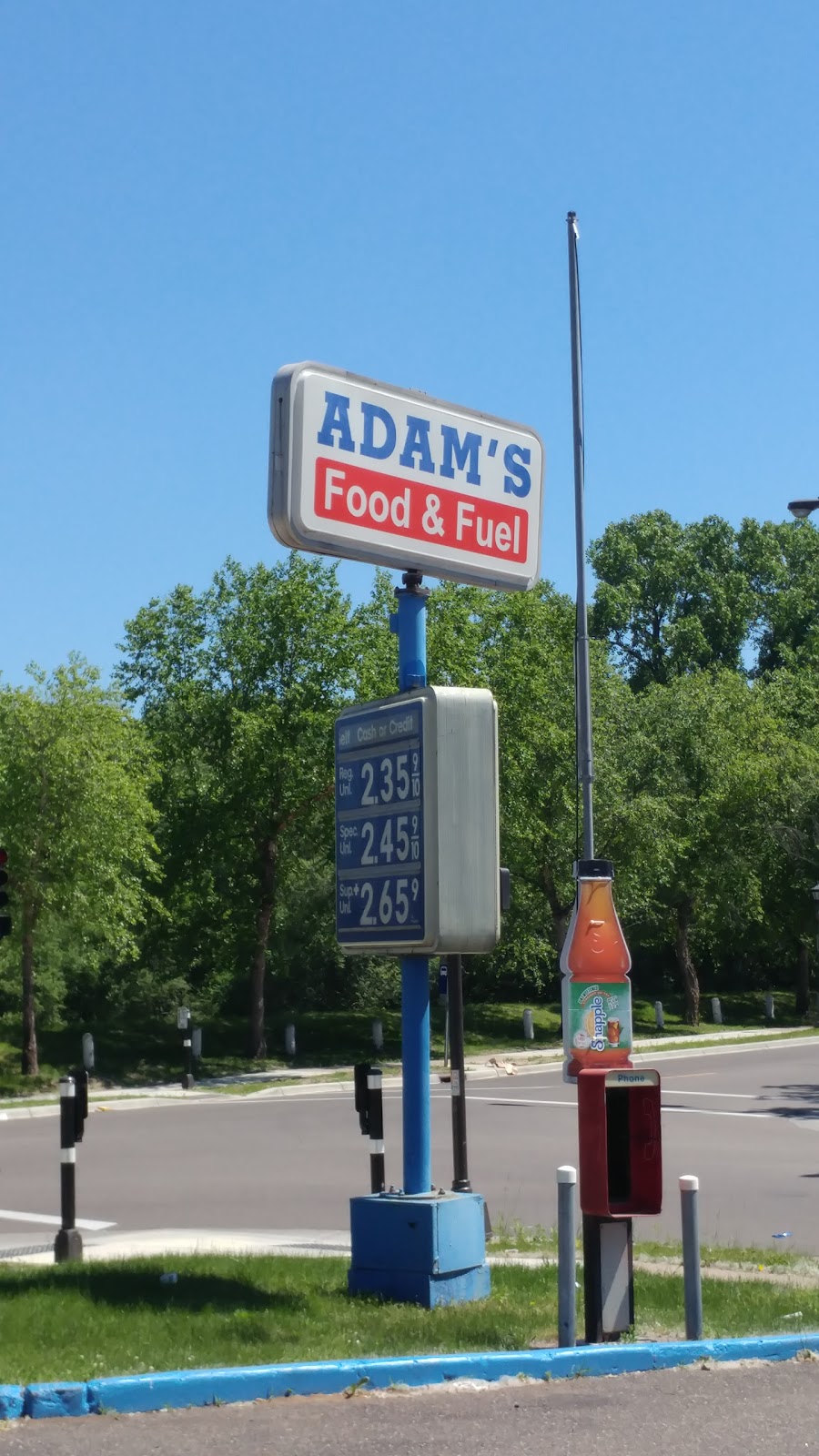 Adams Food & Fuel | 1390 3rd St E, St Paul, MN 55106, USA | Phone: (651) 774-6212