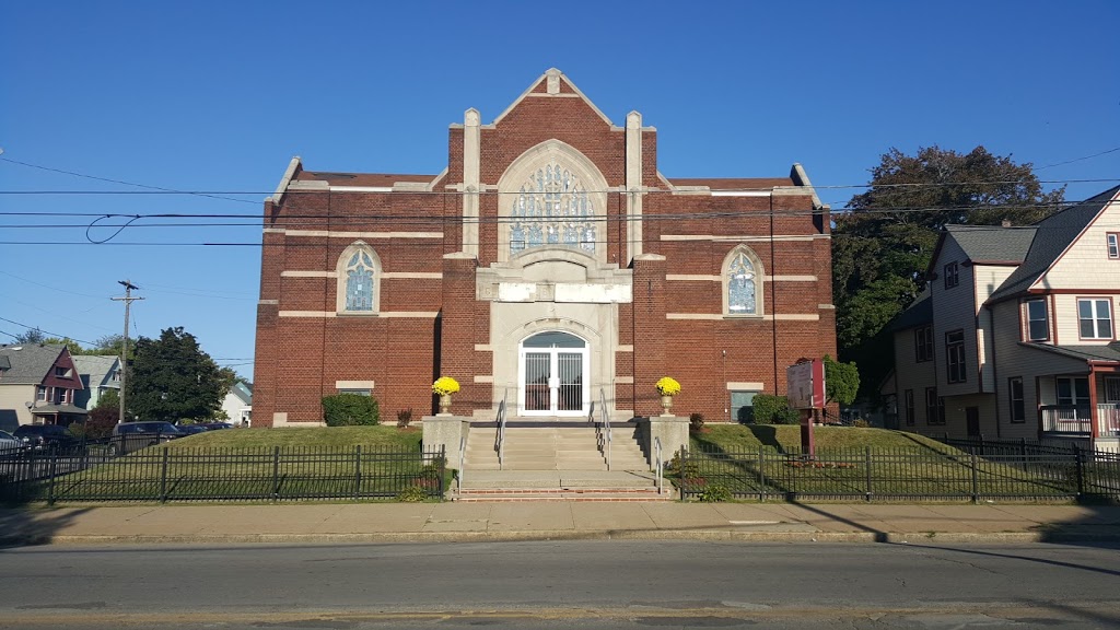 Glenville Present Truth Seventh-day Adventist Church | 737 E 105th St, Cleveland, OH 44108, USA | Phone: (216) 772-2677