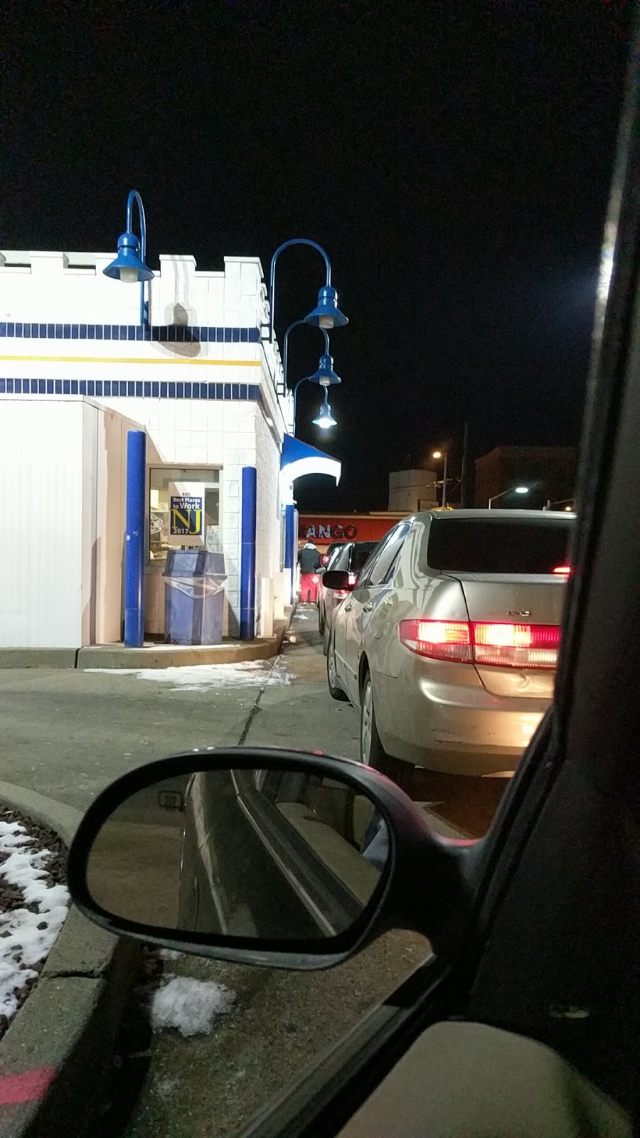 White Castle | 220 Broadway, Paterson, NJ 07501, USA | Phone: (973) 345-8928