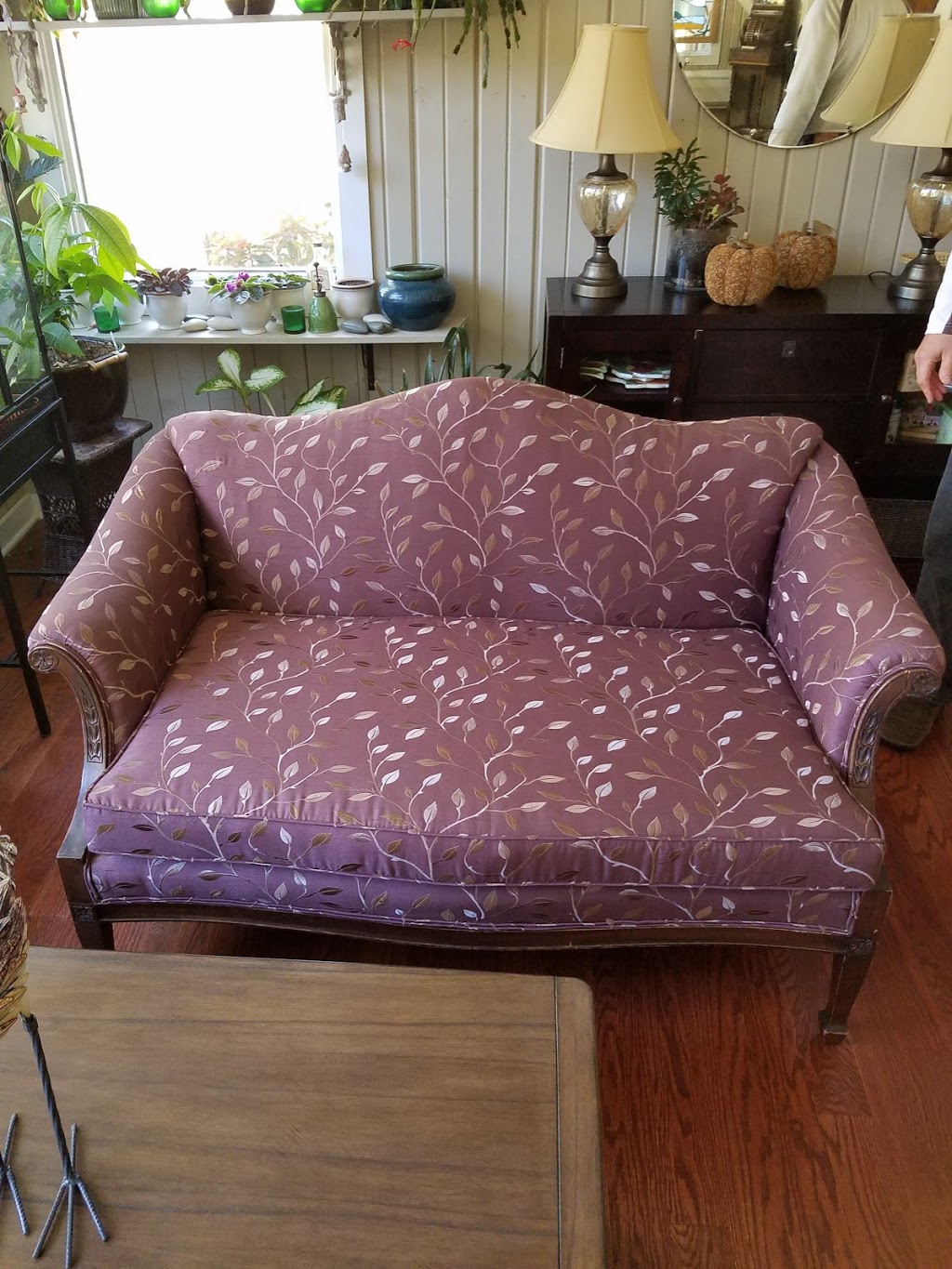 Lilburn Upholstery | 220 Luxomni Rd NW, Lilburn, GA 30047, USA | Phone: (770) 923-9895