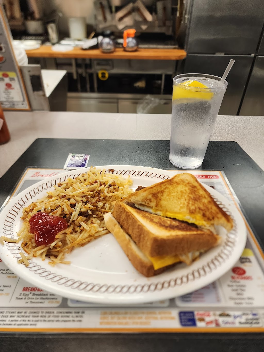 Waffle House | 105 Chamber of Commerce Dr, Ennis, TX 75119, USA | Phone: (972) 875-7735