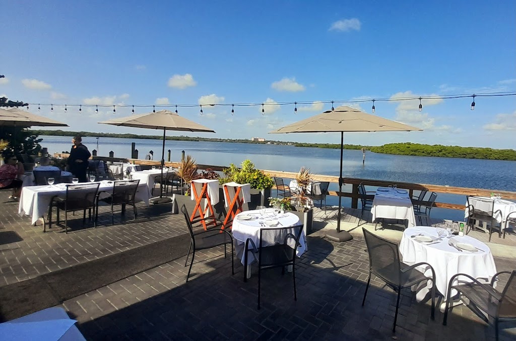 Ophelias on the Bay | 9105 Midnight Pass Rd, Sarasota, FL 34242, USA | Phone: (941) 349-2212