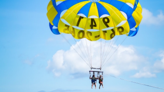 Bradenton Beach Parasailing at Waterline (Holmes Beach) | 5325 Marina Dr, Bradenton, FL 34209, USA | Phone: (941) 961-2065