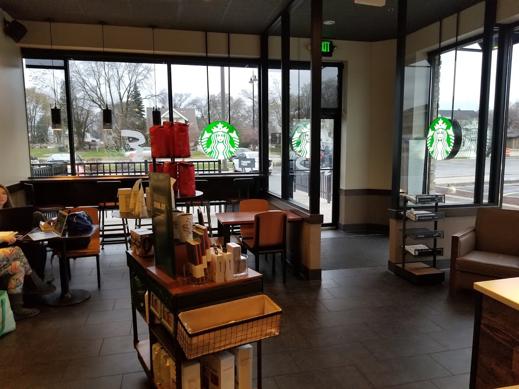 Starbucks | 5790 S 108th St, Hales Corners, WI 53130 | Phone: (414) 425-8481