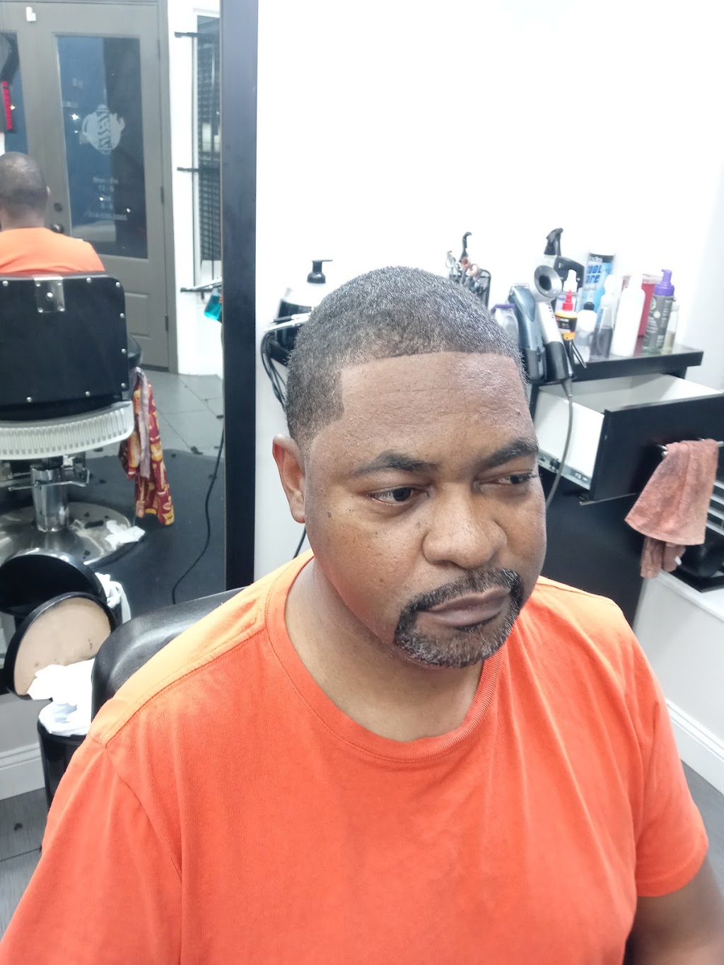 Clark’s barbershop | 3800 St Louis Ave, St. Louis, MO 63107, USA | Phone: (314) 535-2865