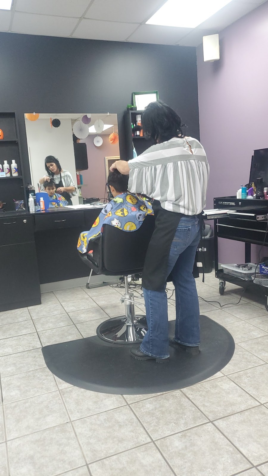 Salon At Sango Village | 3385 Highway 41A S, Clarksville, TN 37043, USA | Phone: (931) 368-0096