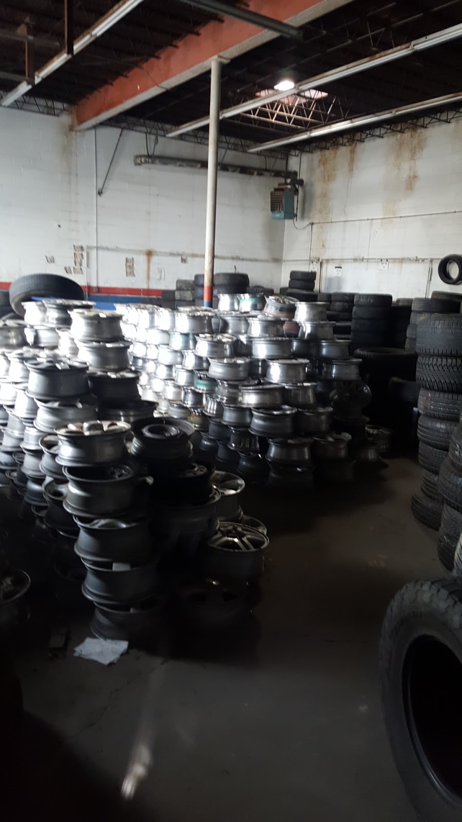 Waller Tire Place | 202 E City Point Rd #7805, Hopewell, VA 23860, USA | Phone: (804) 458-5558