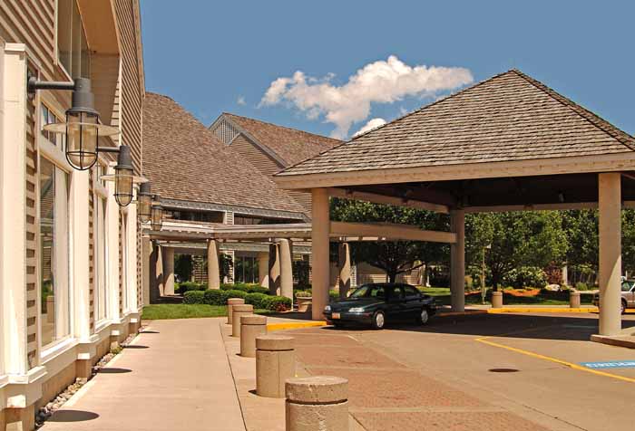 Maumee Bay Lodge & Conference Center | 1750 State Park Road #2, Oregon, OH 43616, USA | Phone: (800) 282-7275