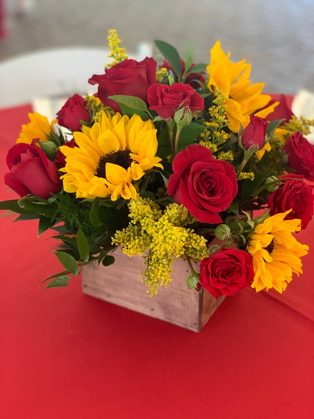 EXPRESSIONS FLORAL | 8880 Muraoka Dr, Gilroy, CA 95020 | Phone: (408) 842-8400