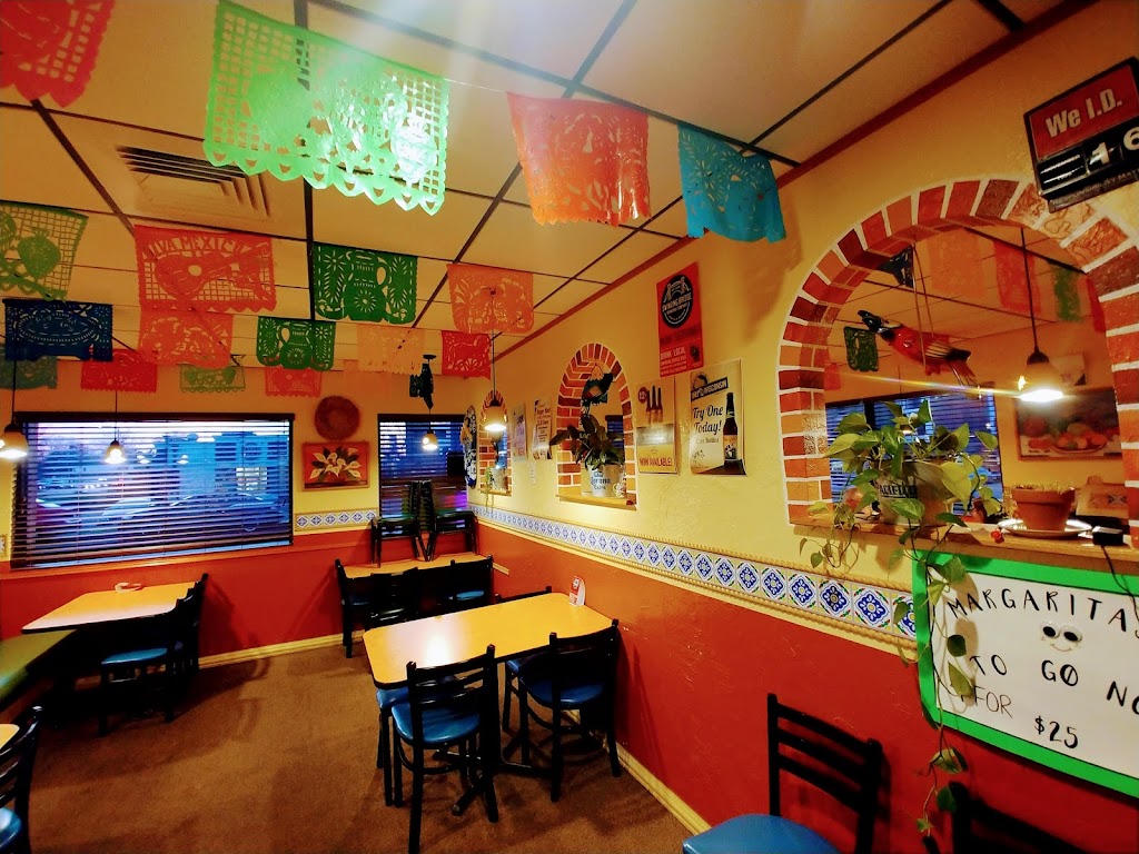 Mariachi Loco | 456 Spruce St, River Falls, WI 54022, USA | Phone: (715) 425-8335