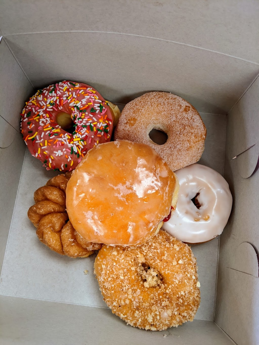 BoSa Donuts | 9025 N 43rd Ave, Phoenix, AZ 85051, USA | Phone: (623) 435-7140